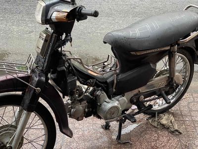 Xe cũ không sử dụng nữa. Mua bán Xe máy tại Quận Tân Phú Tp Hồ Chí Minh được đăng bởi Su