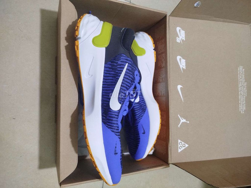Giày chạy bộ Nike Renew Run 4 Nam. Mua bán Giày dép tại Quận 5 Tp Hồ Chí Minh được đăng bởi Phong  hình 1