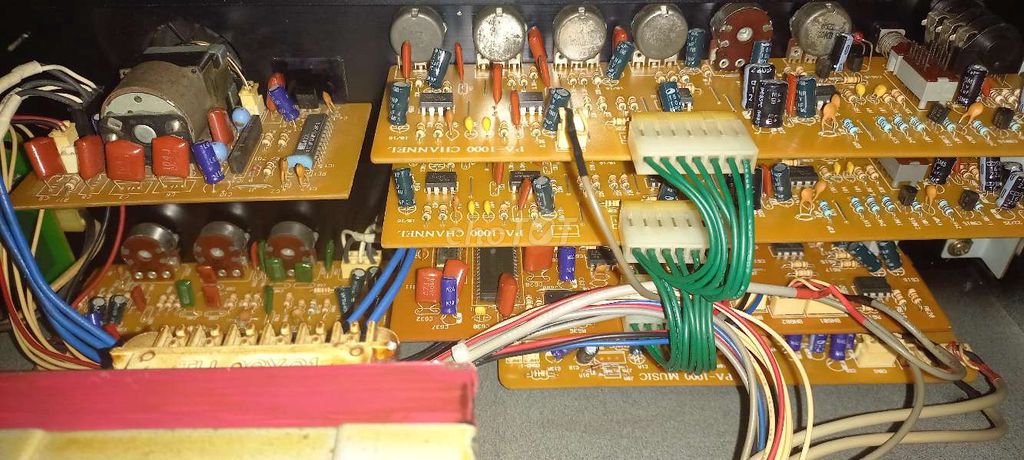 Amply Boston Audio PA-1000 Đen. Mua bán Tivi, Âm thanh tại Thành phố Thủ Đức Tp Hồ Chí Minh được đăng bởi Phan thành hình 1