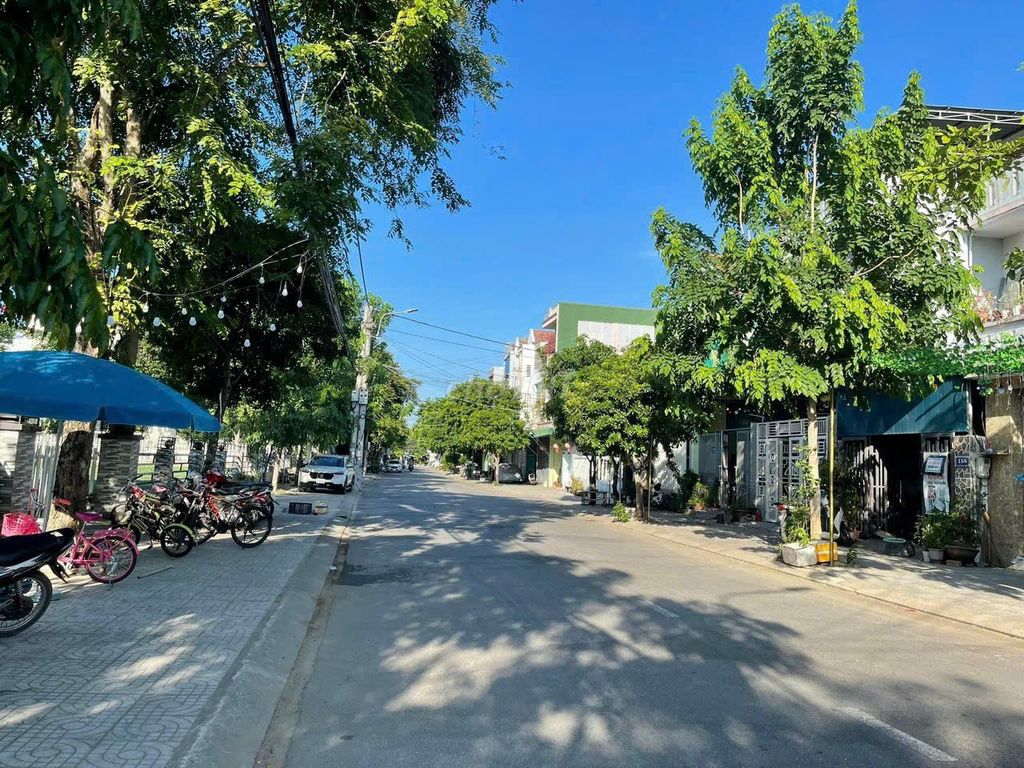Sốt đất trung tâm TT La Hà, Quảng Ngãi-Chỉ từ 575 triệu -Đã có sẵn sổ. Mua bán Đất tại Huyện Tư Nghĩa Quảng Ngãi được đăng bởi Bùi Bình Đất Xanh hình 2