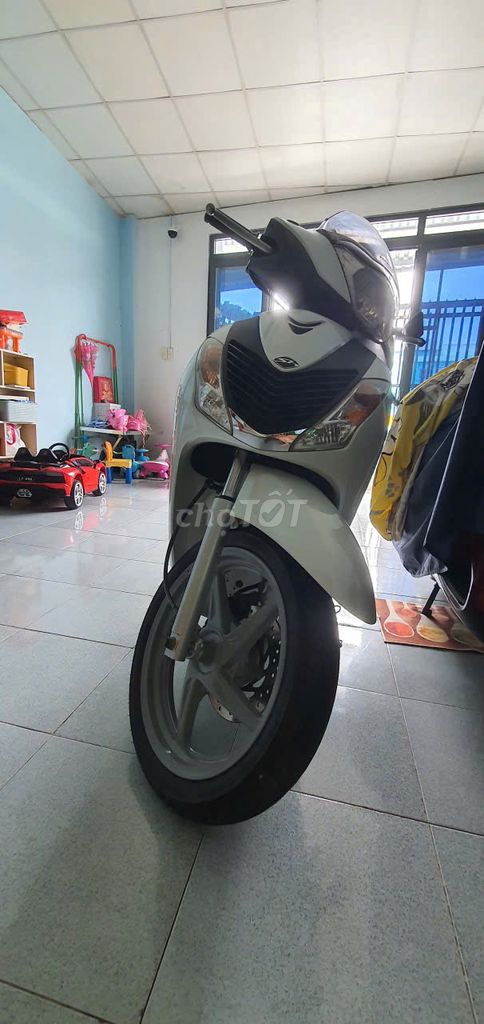 XE NHÀ DƯ DÙNG CẦN BÁN XE SH Ý SM 108. Mua bán Xe máy tại Huyện Nhà Bè Tp Hồ Chí Minh được đăng bởi nguyen van ti hình 4