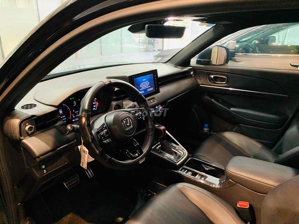 Honda HRV RS 2024 - 19000km Siêu Đẹp Hãng Bán. Mua bán Ô tô tại Quận 7 Tp Hồ Chí Minh được đăng bởi Honda Ôtô SG Quận 7 hình 6