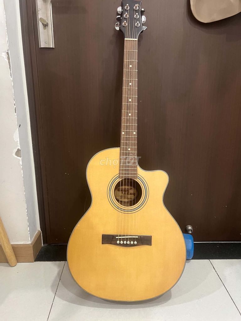 Đàn guitar màu Nâu nhạt. Mua bán Nhạc cụ tại Thành phố Dĩ An Bình Dương được đăng bởi trung hình 1