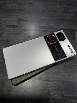 Nubia Z60 Ultra Bạc Đã sử dụng