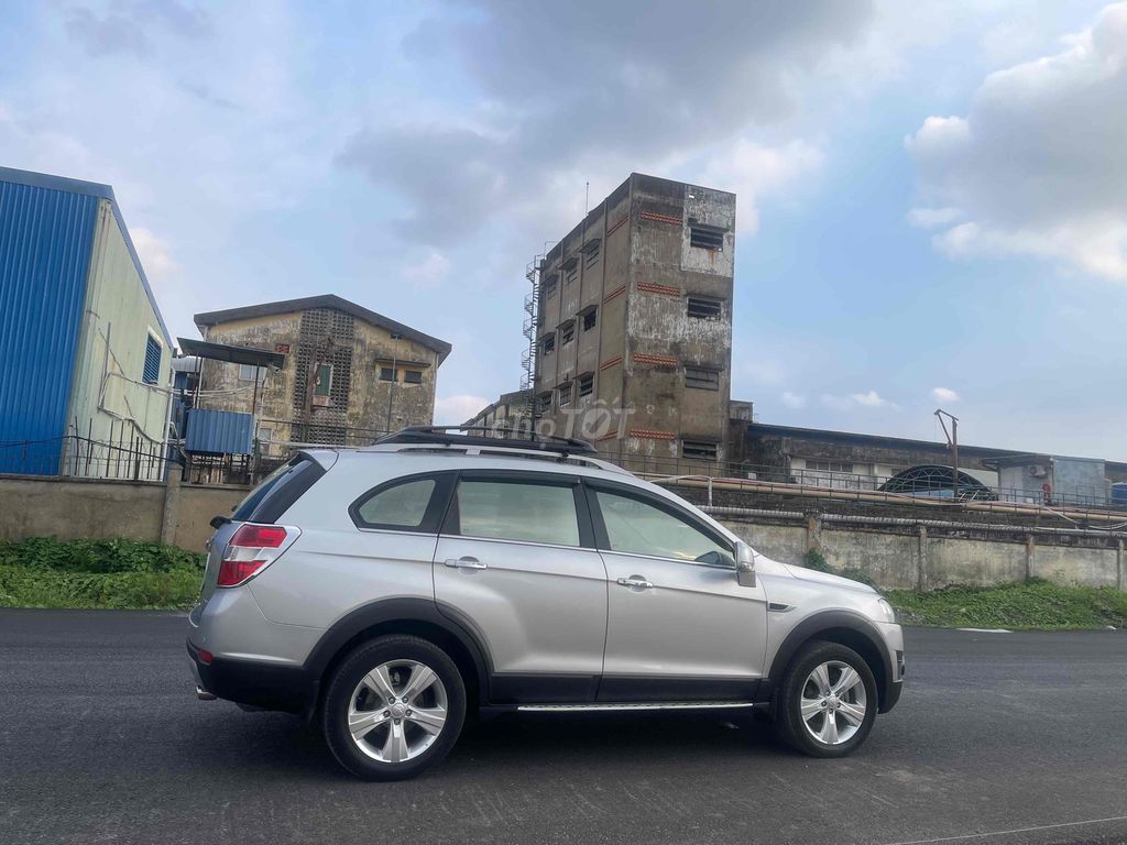 Chevrolet Captiva 2013, серебристый, автомат, супер состояние, 1 владелец