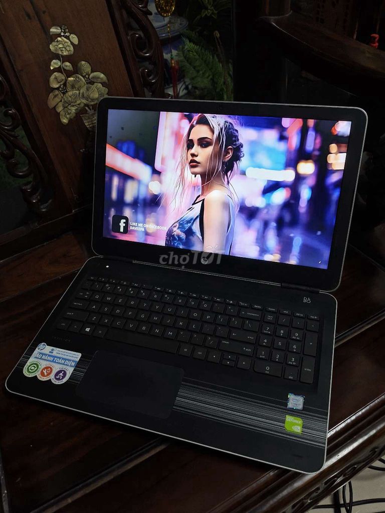 HP Pavilion 15 i7 7500U 12/256 940MX 4g