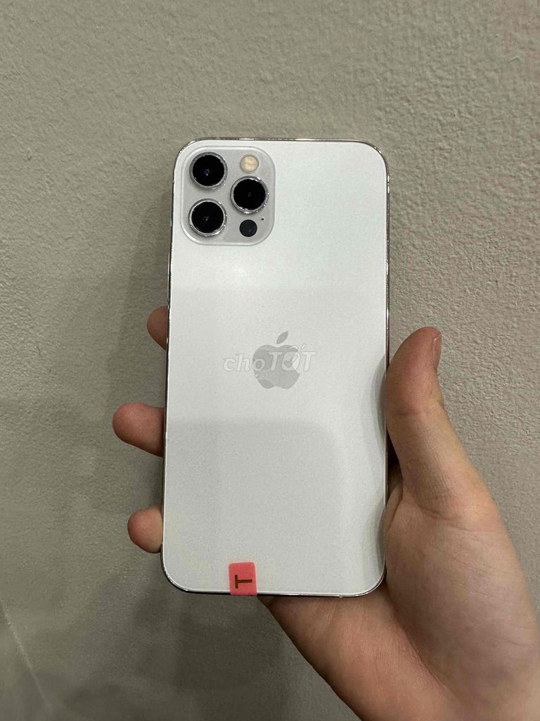 Apple iPhone 12 Pro 128GB Bạc Like New. Mua bán Điện thoại tại Quận Bắc Từ Liêm Hà Nội được đăng bởi Nam APPLE hình 1