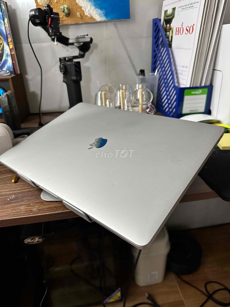 cần bán mac pro 2019