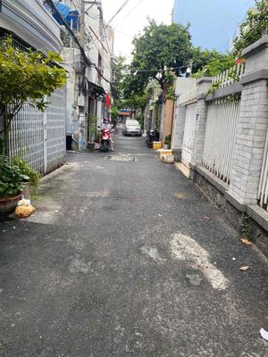 bán nhà HXH Nguyễn Văn Lường ph16 DT:4,5x18 , giá : 7 tỷ Tl. Mua bán nhà ở tại Quận Gò Vấp Tp Hồ Chí Minh được đăng bởi quân 