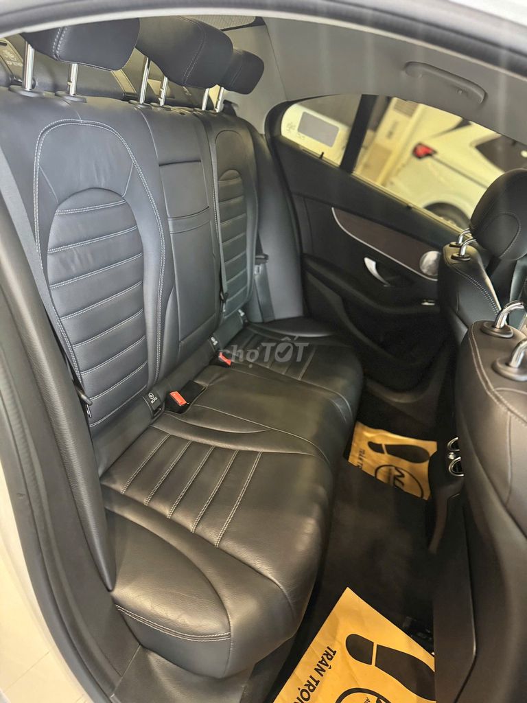 Mercedes C200 Exclusive 2020 - 53000 km. Mua bán Ô tô tại Quận 7 Tp Hồ Chí Minh được đăng bởi Quý Auto Nam Sài Gòn hình 12