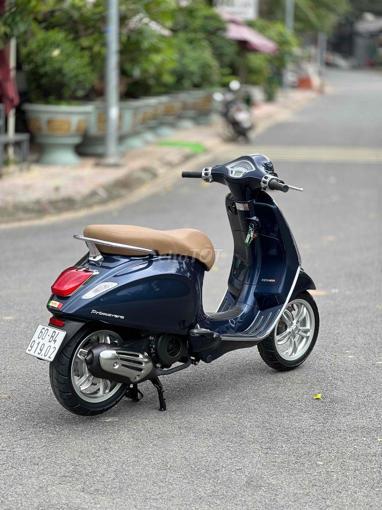 Vespa Primavera 2019 Xanh Đen Abs Keng Có Trả Góp🎉. Mua bán Xe máy tại Thành phố Biên Hòa Đồng Nai được đăng bởi Xe Máy Phát Đồng hình 3