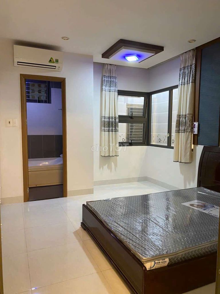 Furnished 3-storey house opposite Da Nang bus station — photo 7