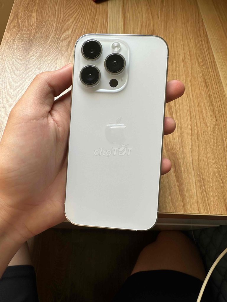 iPhone 14 Pro 256GB Trắng có khay sim. Mua bán Điện thoại tại Huyện Krông Pắc Đắk Lắk được đăng bởi Nguyễn Phát hình 1