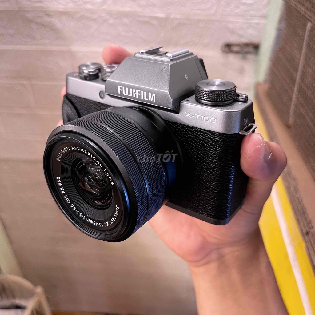Fujifilm XT100 kèm lens 15-45. Mua bán Máy ảnh, Máy quay tại Quận Sơn Trà Đà Nẵng được đăng bởi Phan Hoàng hình 1