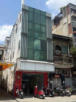 Cho thuê nhà nguyên căn dt 88m2 1 trệt 2 lầu