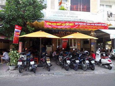 Phòng trống ở ngay giảm giá còn 2,3 triệu.