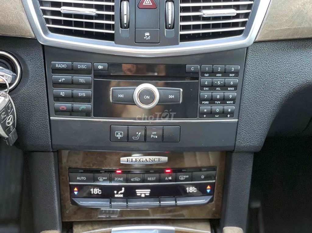 Mercedes E300 sx 2009 màu đen đẹp hiếm có. Mua bán Ô tô tại Quận Cầu Giấy Hà Nội được đăng bởi Cao Quý hình 14