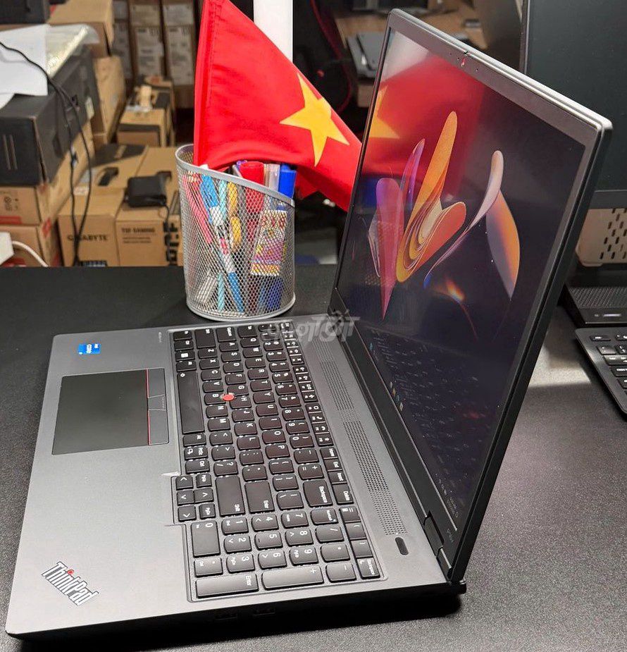 Lenovo ThinkPad P16v- i7-13700H/16GB/512G/RTX A500. Mua bán Laptop tại Quận 12 Tp Hồ Chí Minh được đăng bởi Quỳnh Bích hình 1