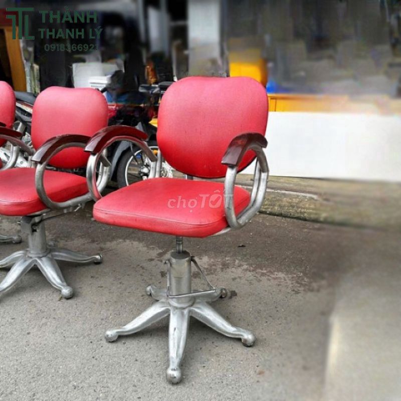 Ghế Làm Tóc Da Đỏ Mới 90%. Mua bán Nội thất, đồ gia dụng khác tại Quận 11 Tp Hồ Chí Minh được đăng bởi Thành Thanh Lý  hình 1