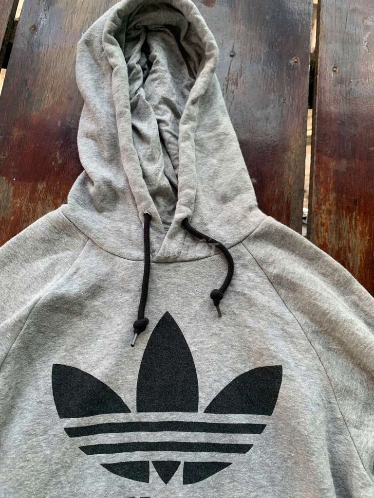 Áo khoác Adidas thun chính hãng Mỹ USA,
Size M. Mua bán Quần áo tại Quận 3 Tp Hồ Chí Minh được đăng bởi NL SI TUYỂN  SECOND SHOP hình 2
