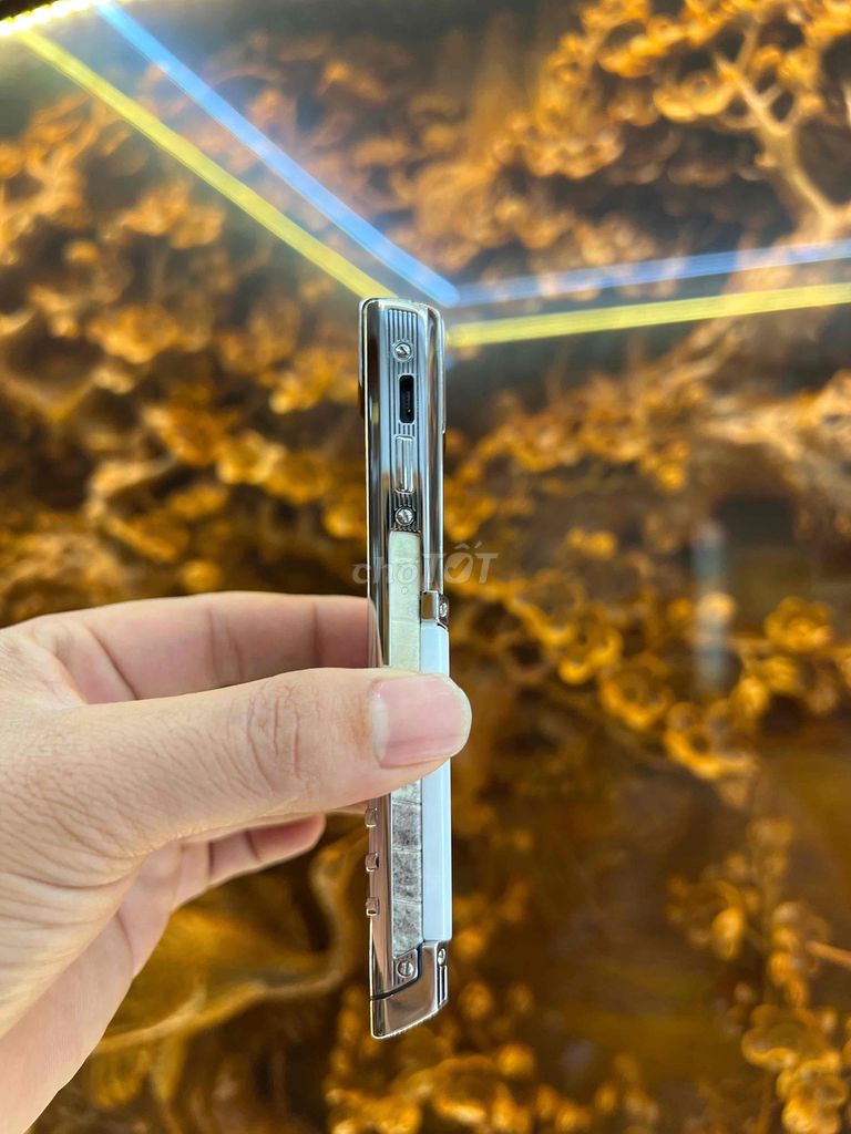 Vertu Signature S Trắng. Mua bán Điện thoại tại Thành phố Thủ Đức Tp Hồ Chí Minh được đăng bởi Thông Vertu hình 4