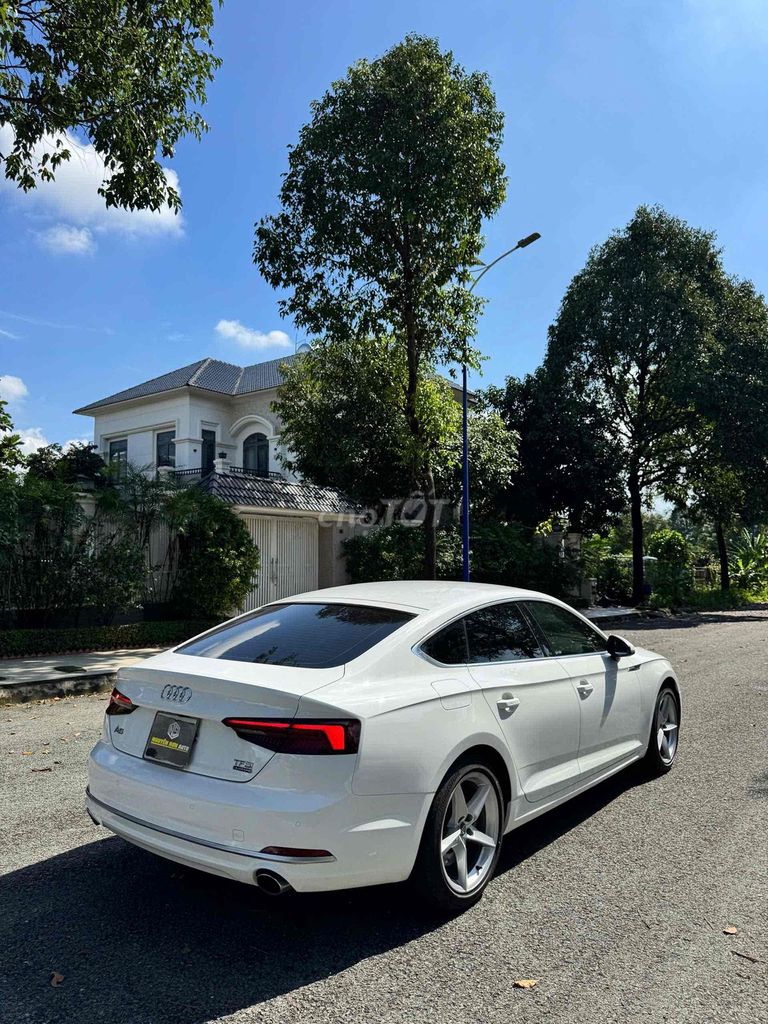 Audi A5 Sportbach Sản xuất 2017 Đklđ 2018 1 chủ. Mua bán Ô tô tại Thành phố Dĩ An Bình Dương được đăng bởi Nguyễn Sơn Auto hình 3