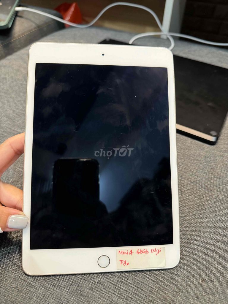 Ipad Mini 4 Wifi 64G màu Gold Rose