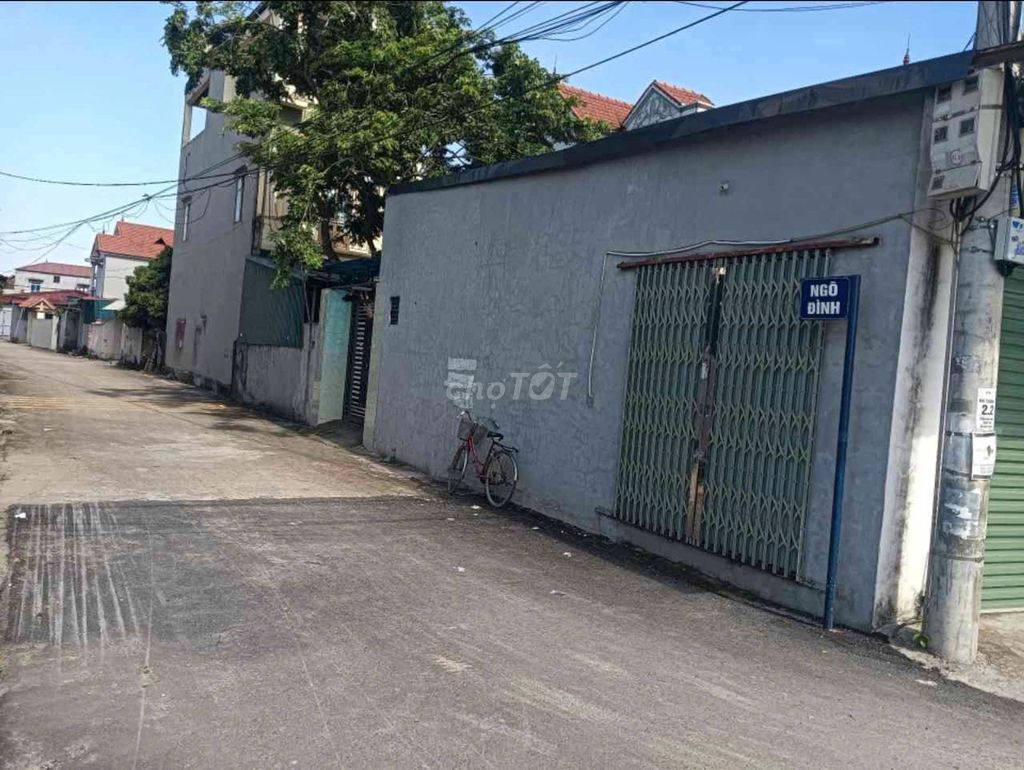 🔥🔥 Доступен угловой участок площадью 50 м2 под потрясающий дом 4-го уровня в Байтхуонге, Тханьсюань — 🚘 избегайте