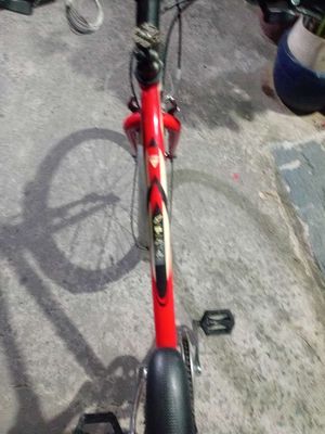 Xe đạp Nhật Bản Đỏ Đã sử dụng. Mua bán Xe đạp tại Quận 3 Tp Hồ Chí Minh được đăng bởi Lữ Trung Hùng