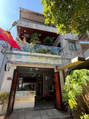 Аренда · 3 комн. · 90 м² · Quận Cẩm Lệ, ул. Đường Tôn Đản