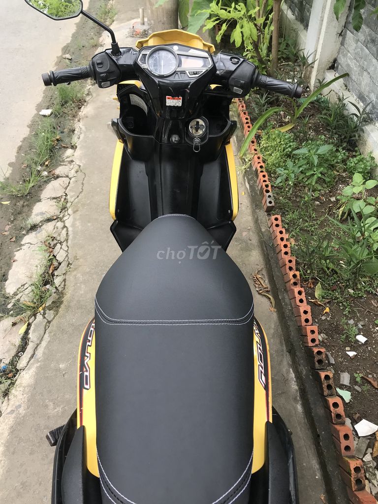Yamaha novo 5 125 Fi màu vàng. Mua bán Xe máy tại Huyện Bến Lức Long An được đăng bởi Nguyên  hình 2
