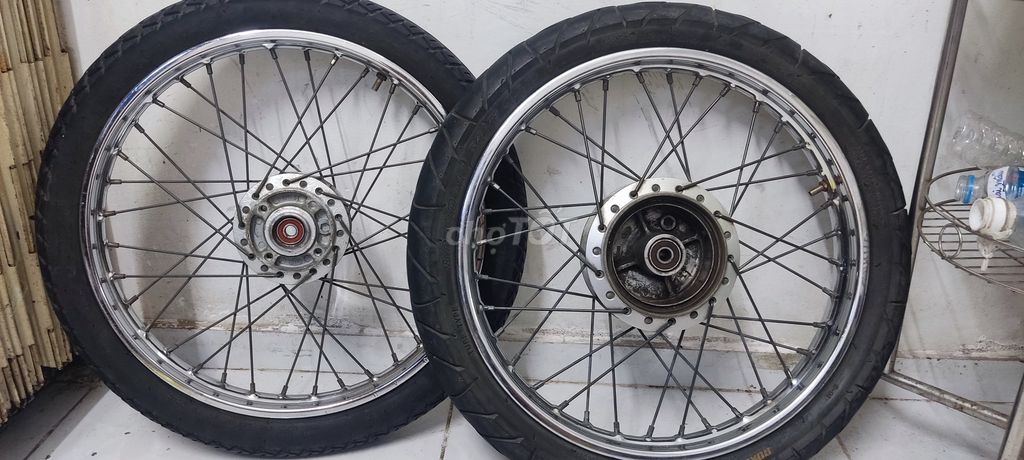 Dư cặp bánh Future zin cần bán. Mua bán Phụ tùng xe tại Quận Phú Nhuận Tp Hồ Chí Minh được đăng bởi NGUYỄN THANH BÌNH hình 1