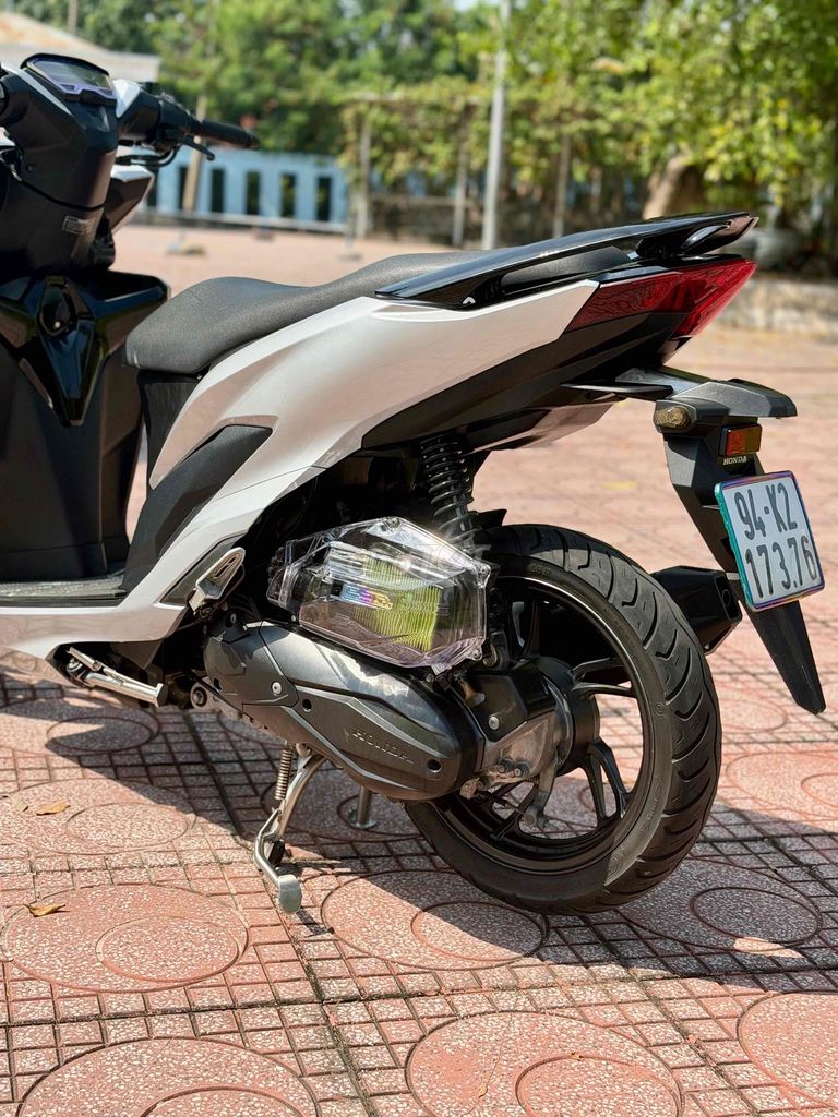 Vario 150 Bs 94 dk 2021 màu bạc poscher đẹp keng. Mua bán Xe máy tại Thành phố Thủ Đức Tp Hồ Chí Minh được đăng bởi xe máy kha hoàng hình 3