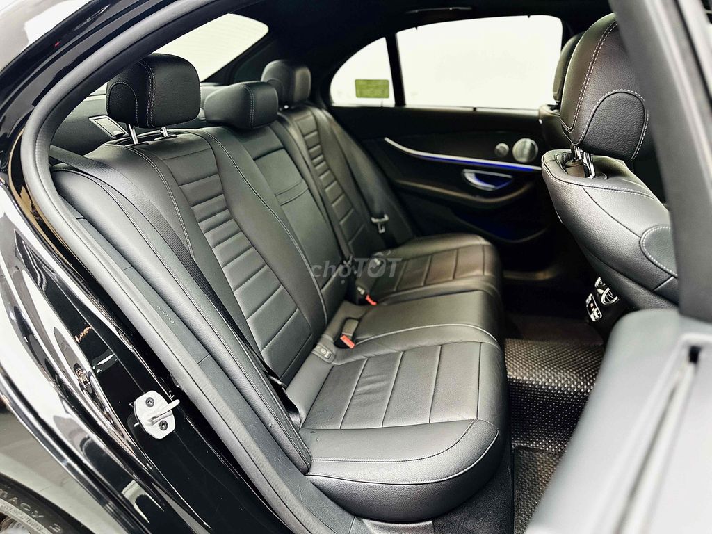 Mercedes-Benz E200 Sport 2019 Đen. Mua bán Ô tô tại Quận 7 Tp Hồ Chí Minh được đăng bởi Hoàng Anh Tuấn hình 16