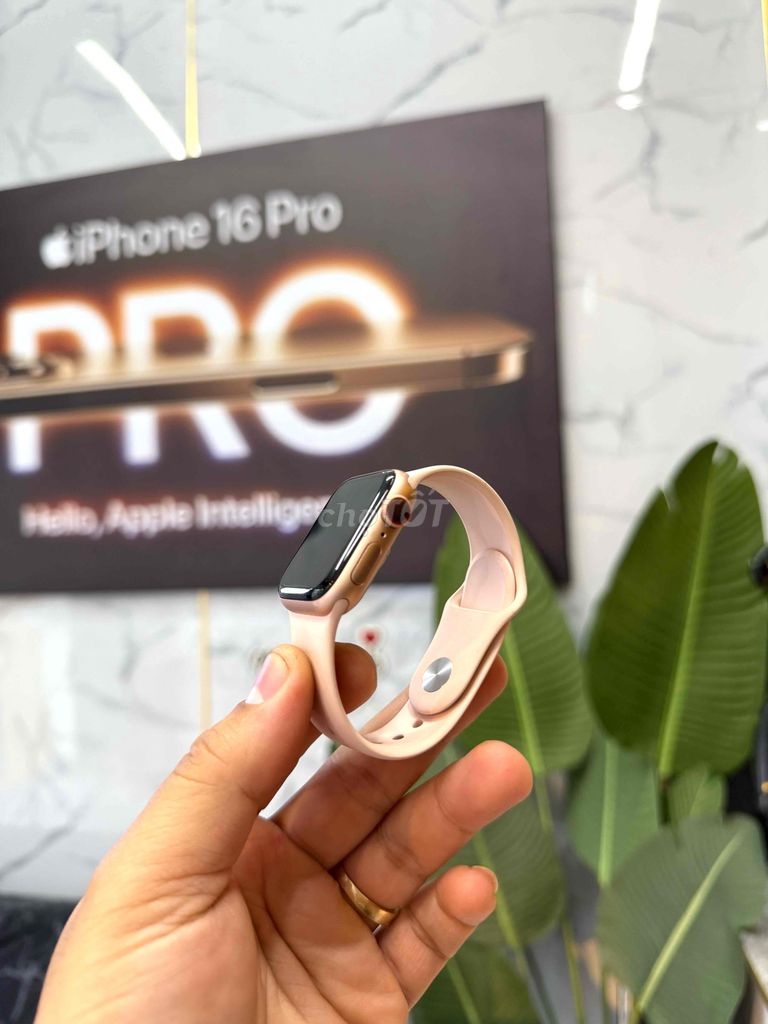 Applewatch s4 40 hồng xài dc esim độc lập