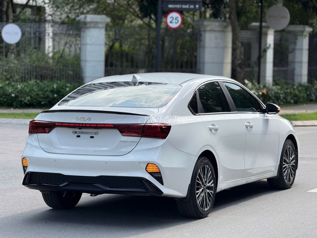 Kia K3 2.0 Premium 2021 trắng, 27.000 km. Mua bán Ô tô tại Quận Long Biên Hà Nội được đăng bởi PHÚC LÂM  AUTO hình 6