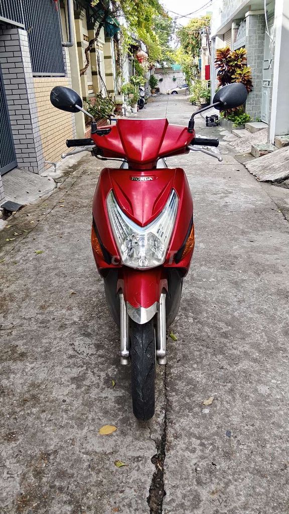 Honda Click 110cc, 6-спицевые диски, боковая подножка с датчиком