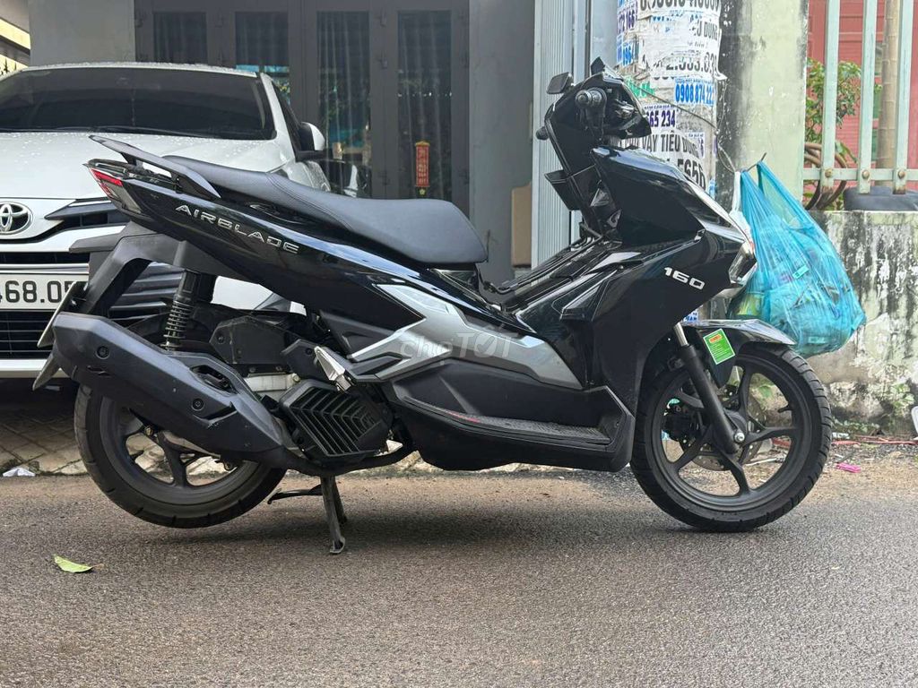 Air blade 160i 2025 bạc đen 98%. Mua bán Xe máy tại Huyện Long Điền Bà Rịa - Vũng Tàu được đăng bởi Tuấn hình 9