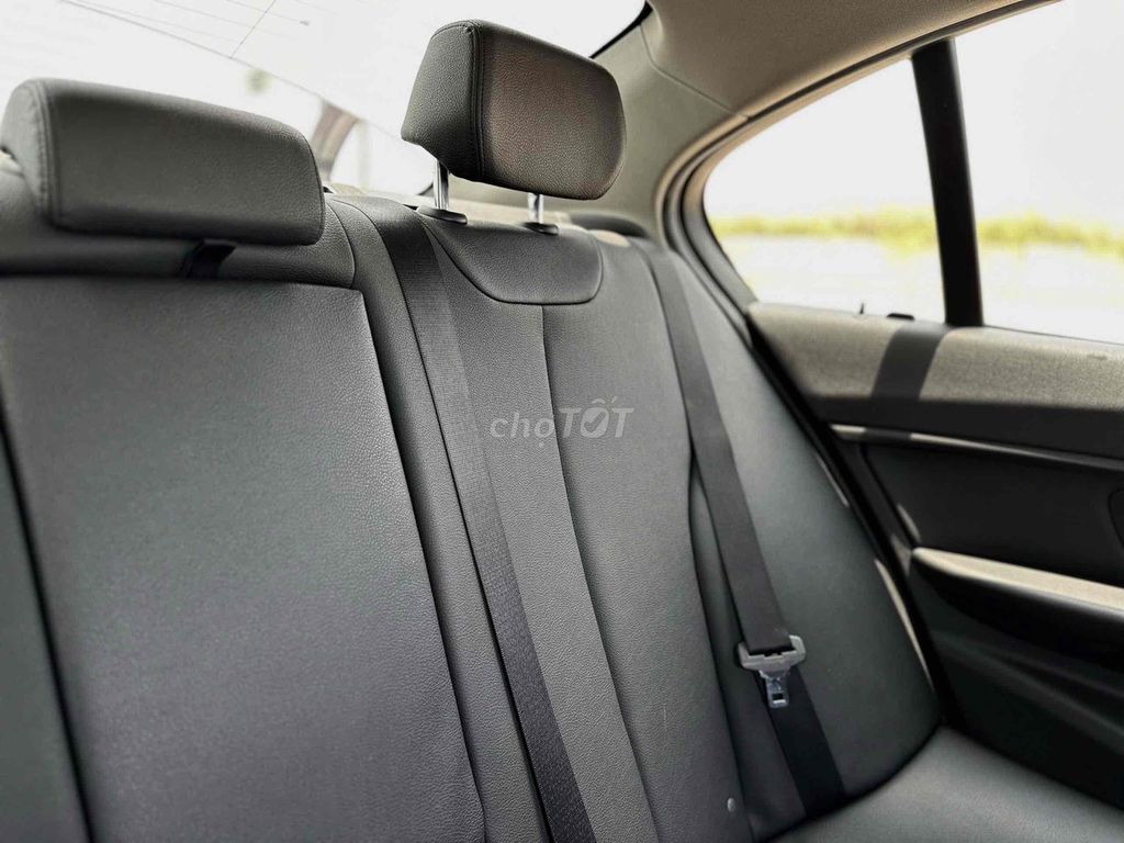 BMW 3 Series 2***00 km. Mua bán Ô tô tại Quận Long Biên Hà Nội được đăng bởi Nguyễn Thanh Phúc hình 7