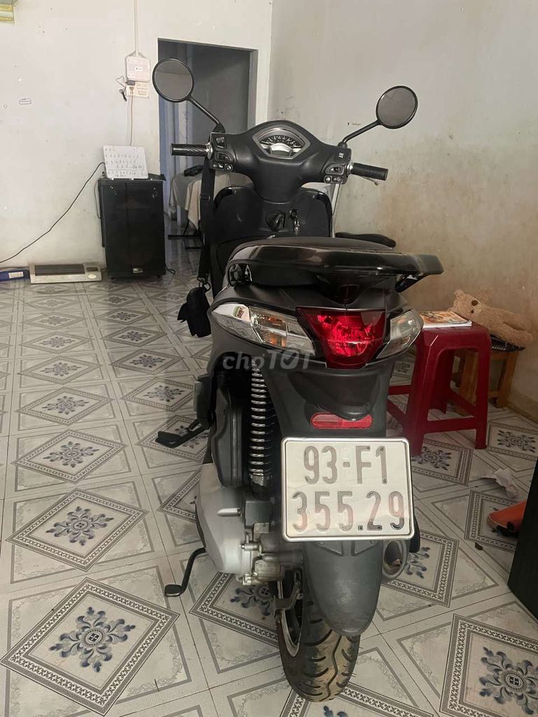 Piaggio Liberty 124.5cc màu Ghi, đăng ký 2017. Mua bán Xe máy tại Huyện Lộc Ninh Bình Phước được đăng bởi Sơn Hai hình 2