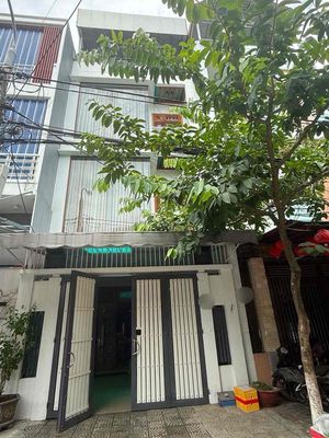 Cho thuê nhà 4 tầng MT Nguyễn Giản Thanh 90m2 giá 13triệu