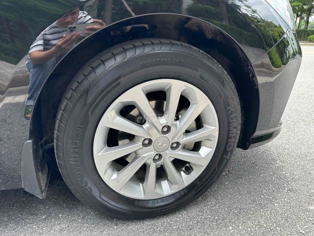 Hyundai Accent 2023 1.4 AT - 34213 km. Mua bán Ô tô tại Quận Cầu Giấy Hà Nội được đăng bởi Tuấn hình 12