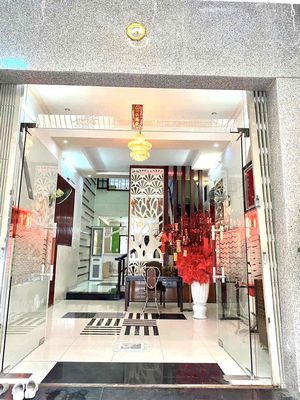 Rent · 3 bd · 90 м² · Quận Hải Châu, ул. Đường Trưng Nữ Vương
