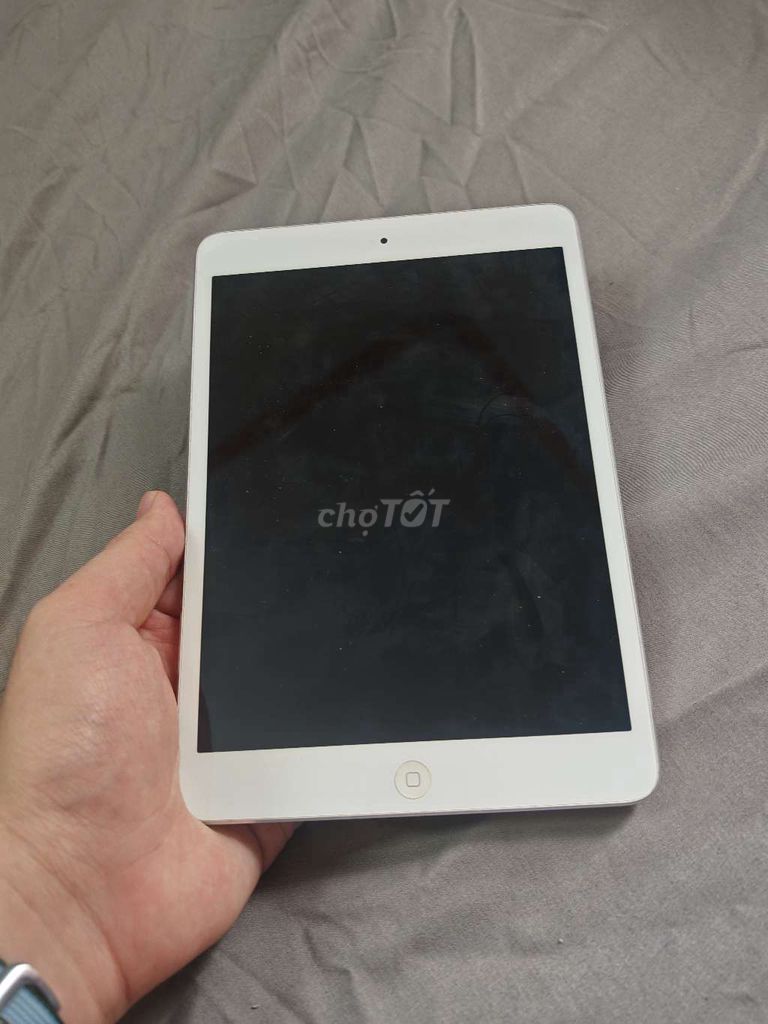 Apple iPad Mini 4 128GB Bạc. Mua bán Máy tính bảng tại Thành phố Vĩnh Yên Vĩnh Phúc được đăng bởi Phát Lộc hình 1