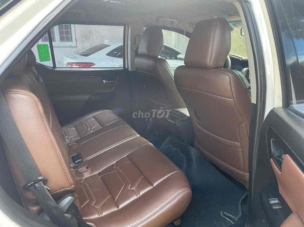 Toyota Fortuner 2020 2.4MT máy dầu. Mua bán Ô tô tại Quận Ninh Kiều Cần Thơ được đăng bởi Tân Hùng Cường hình 9