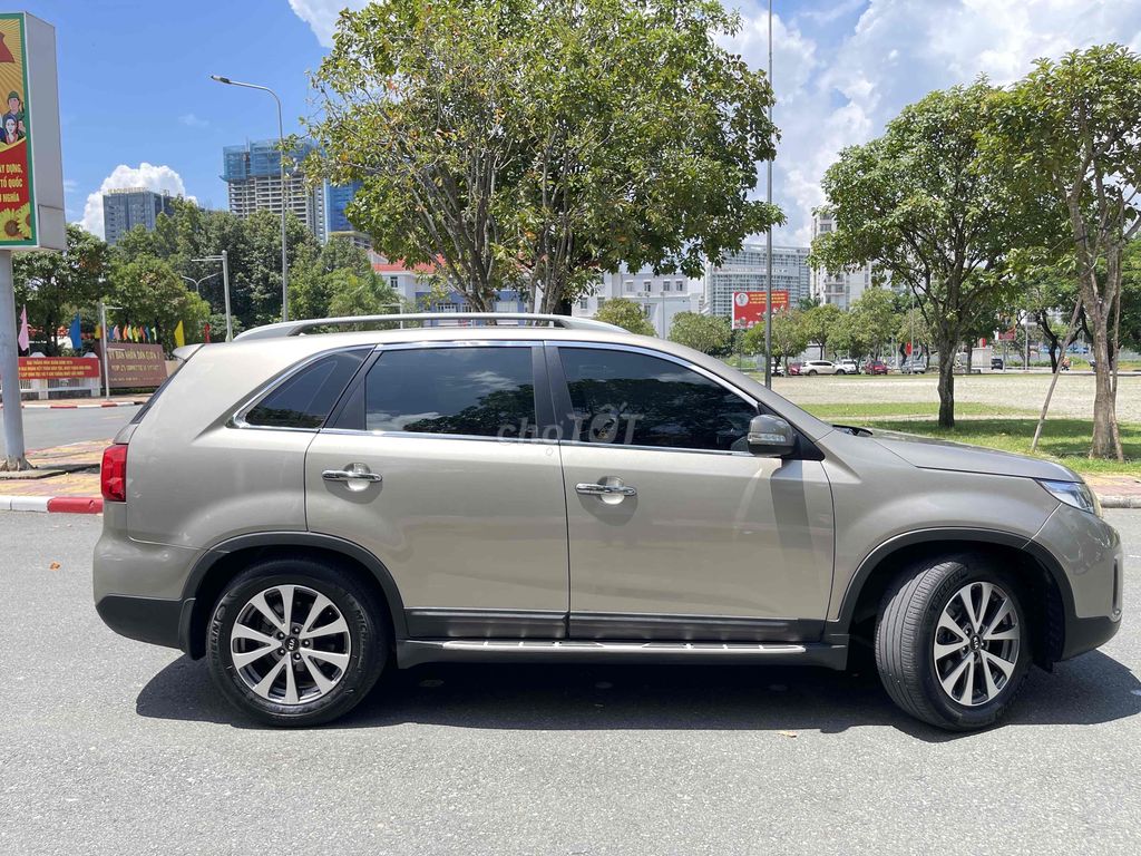 Bán Kia Sorento đời  2015 GATH - 92000 km