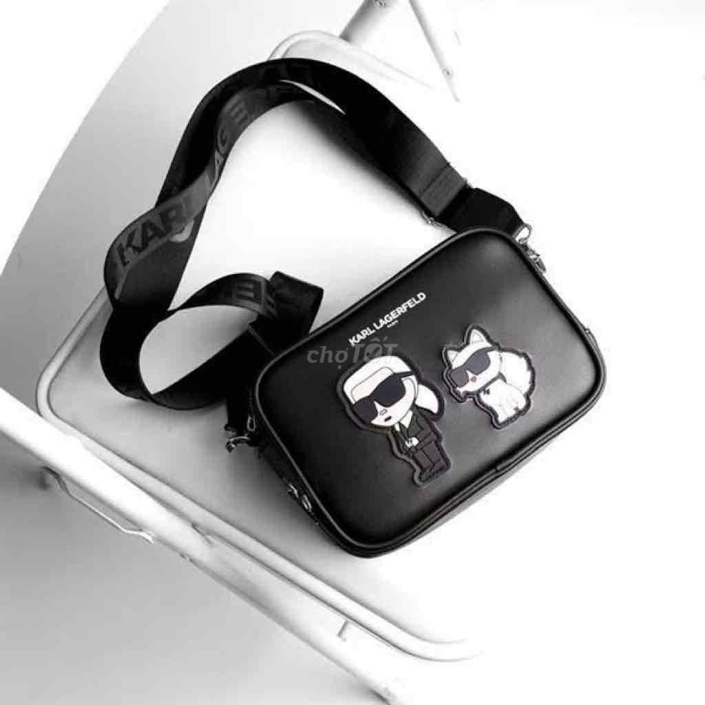 Túi đeo chéo Karl Lagerfeld logo nổi, dây dập chữ. Mua bán Túi xách tại Quận Tân Bình Tp Hồ Chí Minh được đăng bởi Doris Nguyễn hình 1