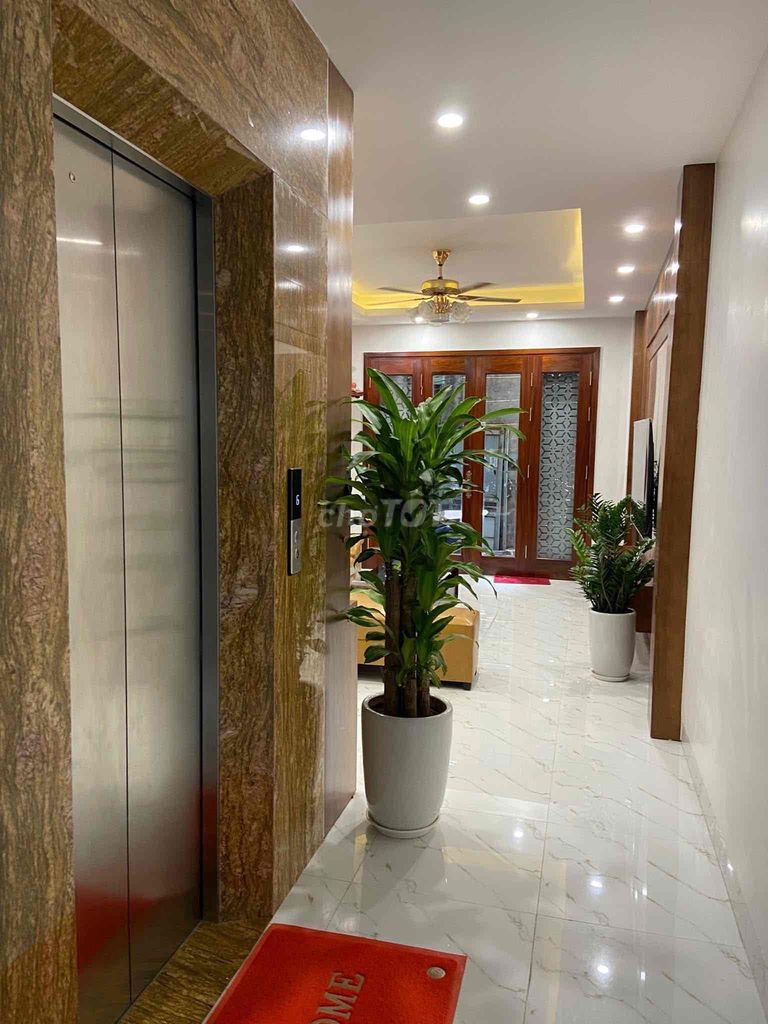 Hàng Hot! Bán nhà Nguyễn Khánh Toàn, Ngõ Nông, 6Tầng Thang Máy 45m2. Mua bán nhà ở tại Quận Cầu Giấy Hà Nội được đăng bởi Quang Tuấn hình 1
