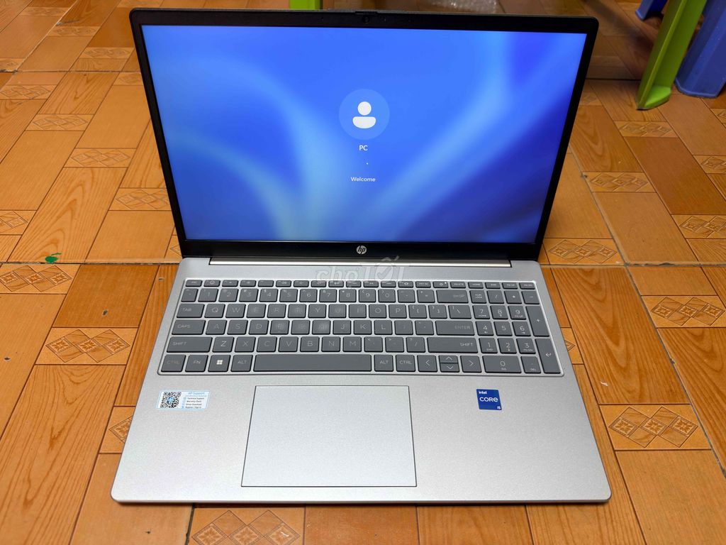 HP 15 fd0234TU i5-1334U 15.6 inch 16GB/512GB Vàng. Mua bán Laptop tại Quận 6 Tp Hồ Chí Minh được đăng bởi Ryan Huynh hình 1