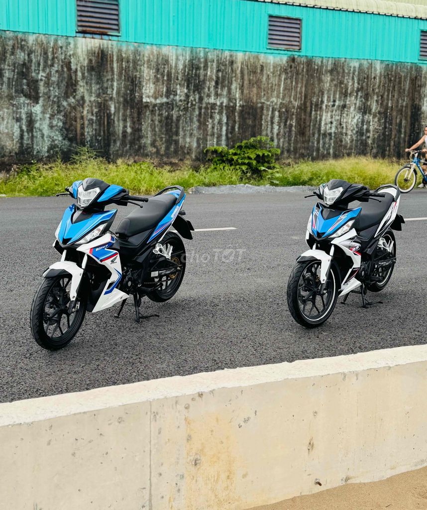 Honda Winner v1 Xanh trắng đen. Mua bán Xe máy tại Quận Gò Vấp Tp Hồ Chí Minh được đăng bởi CHXM 86 chuyên bán xe trả góp hình 2